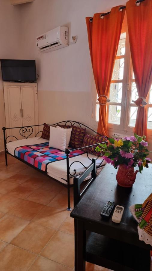Bed and Breakfast Chez Coumbis Gorée Exterior foto