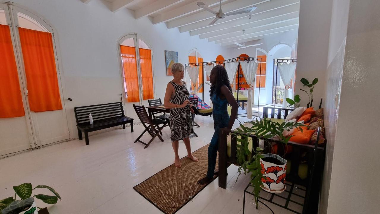 Bed and Breakfast Chez Coumbis Gorée Exterior foto